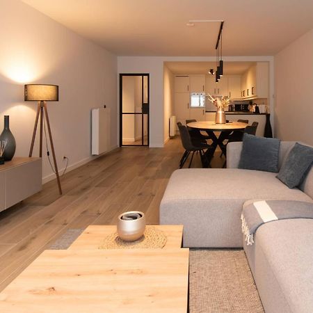 Luxueus, Ruim Appartement Op 350M Van Het Strand Oostende Dış mekan fotoğraf