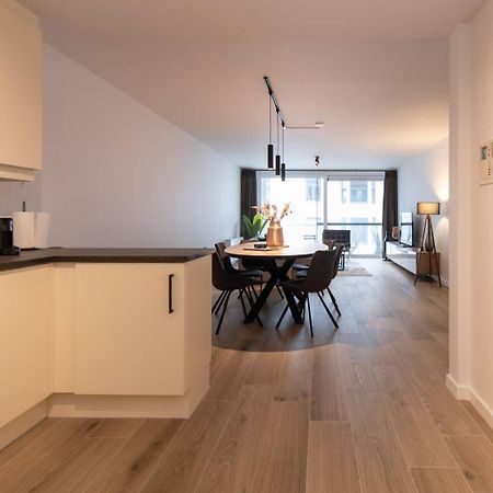 Luxueus, Ruim Appartement Op 350M Van Het Strand Oostende Dış mekan fotoğraf