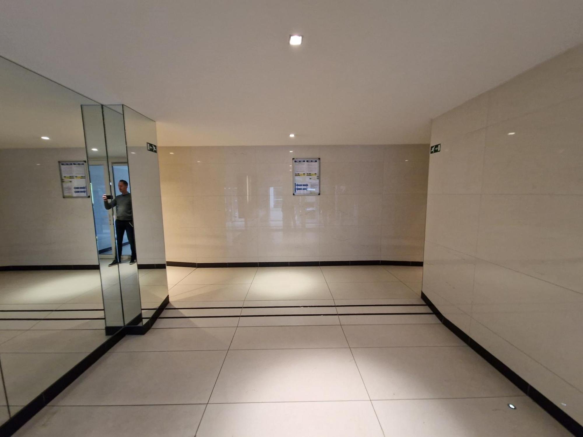 Luxueus, Ruim Appartement Op 350M Van Het Strand Oostende Dış mekan fotoğraf