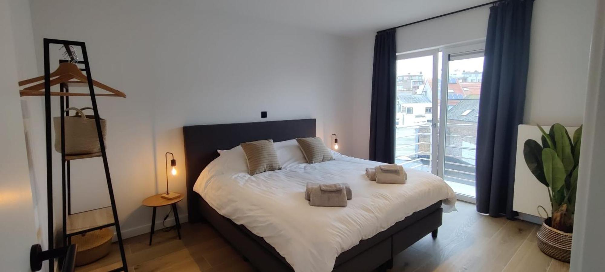 Luxueus, Ruim Appartement Op 350M Van Het Strand Oostende Dış mekan fotoğraf
